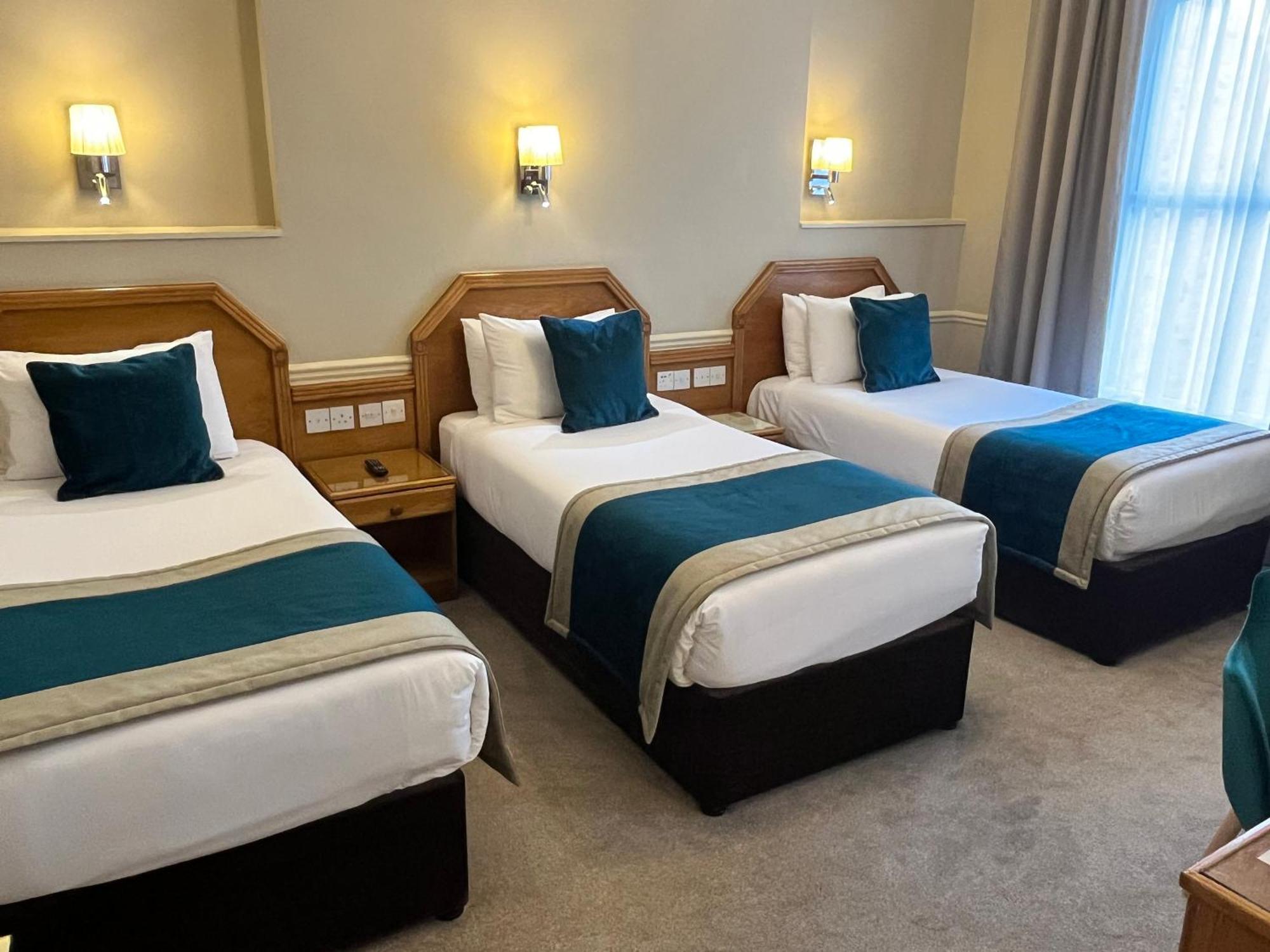 Harcourt Hotel — Photos 1